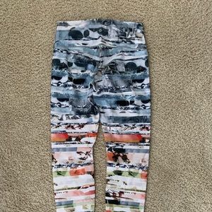 Rare, beautiful multicolor lululemon Wunder Under leggings